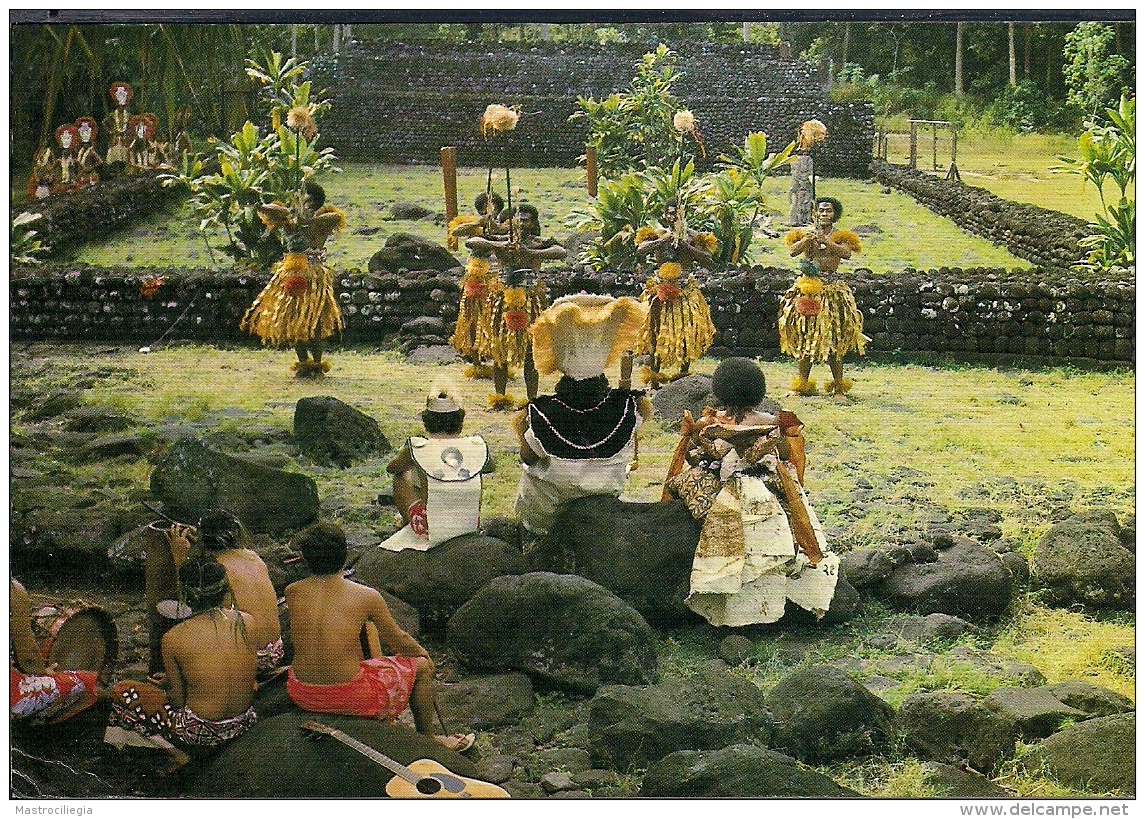 POLYNESIE FRANCAISE  Marae D'Arahurahu  Fiji Et Tahiti - Océanie