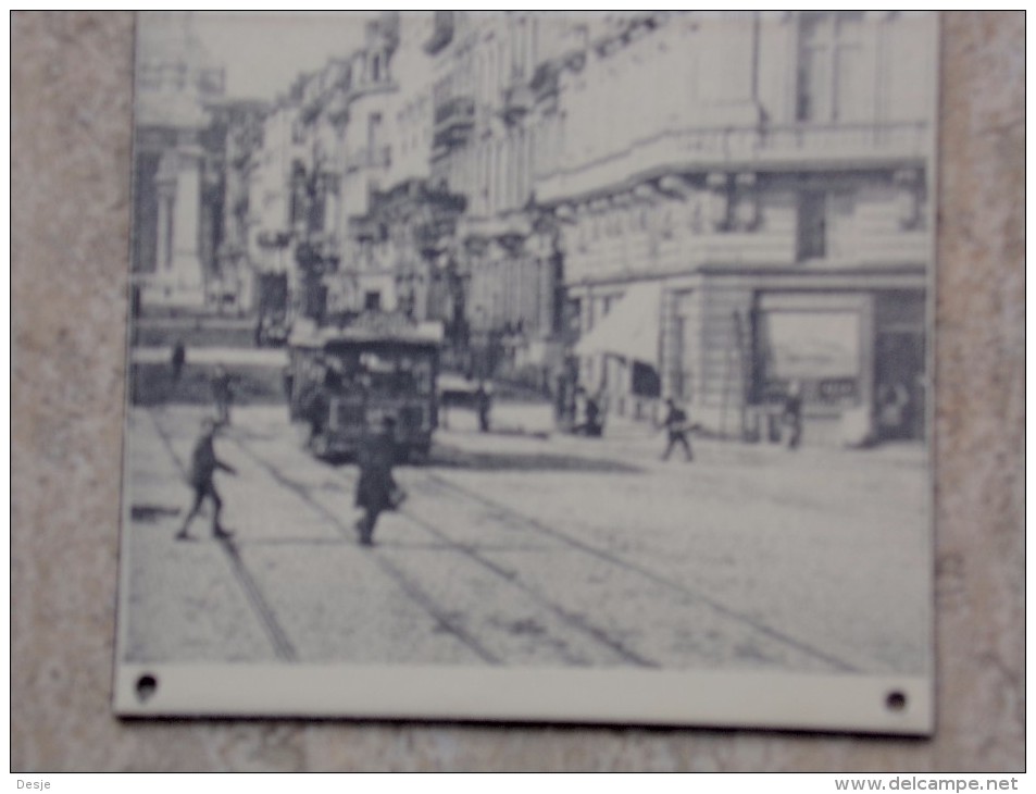 Brussel Regentschapstraat Met Oude Tram - Autres & Non Classés