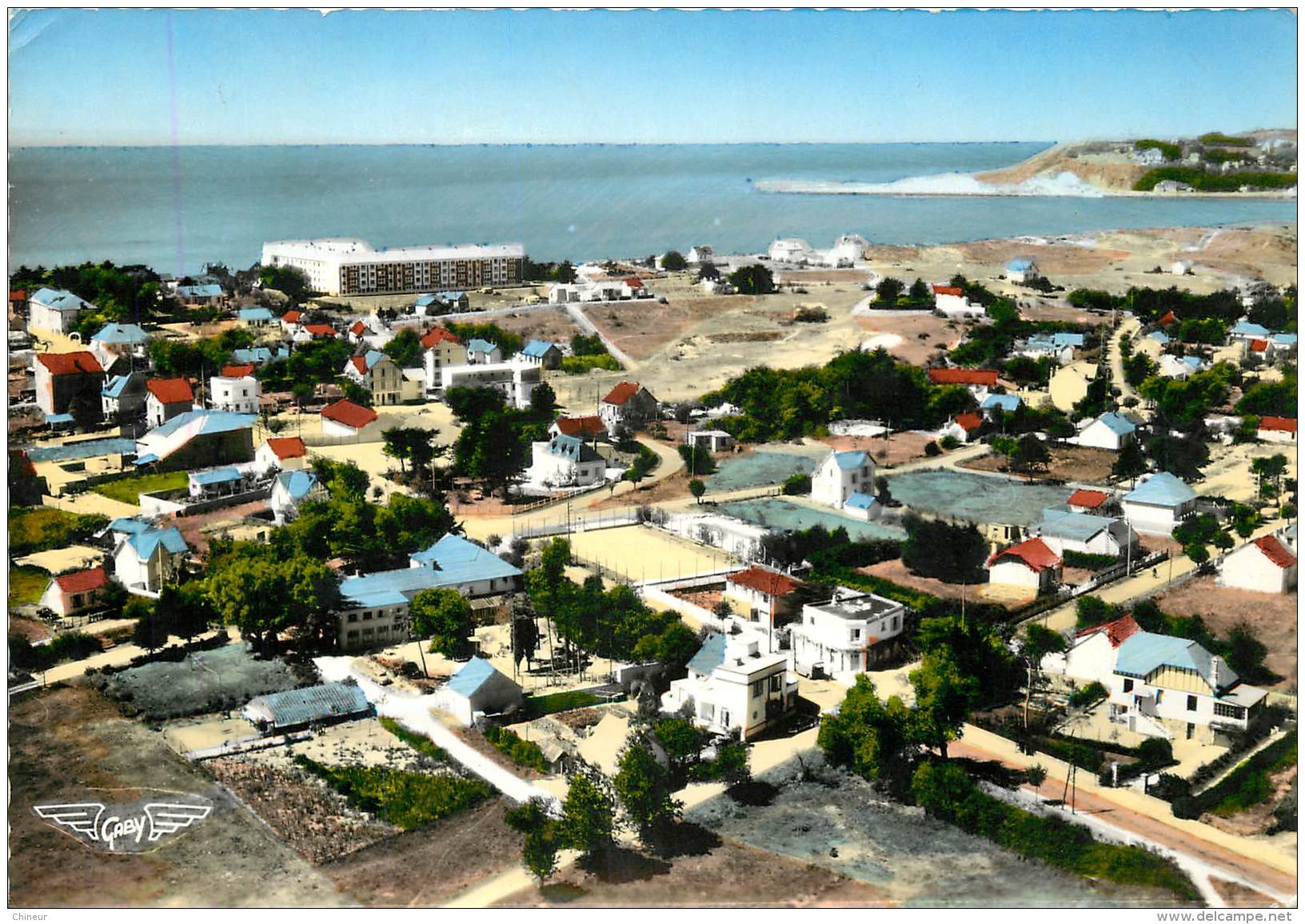 BARNEVILLE SUR MER  VUE AERIENNE SUR LE BOURG - Barneville