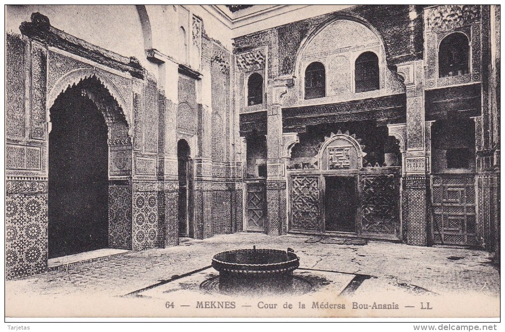 POSTAL DE MEKNES DE COUR DE LA MÉDERSA BOU-ANANIA (MARRUECOS) - Meknès