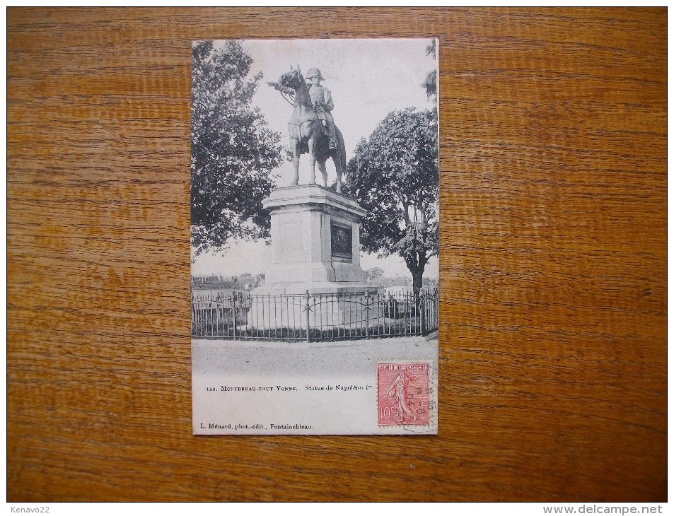 Monterreau-faut-yonne , Statue De Napoléon 1er - Autres & Non Classés