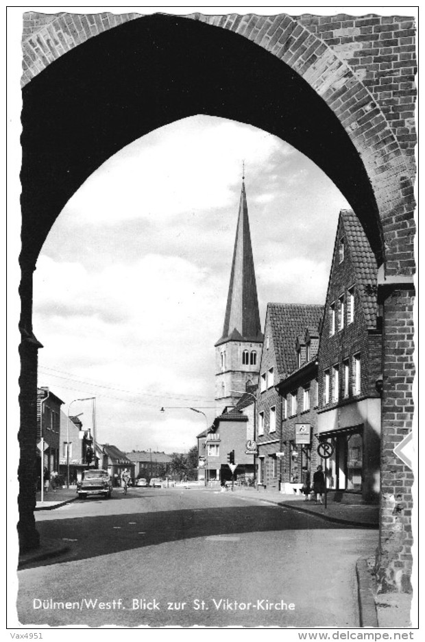 9 DULMEN  IM WESTF.BLICK ZUR ST.VIKTOR KIRCHE - Duelmen