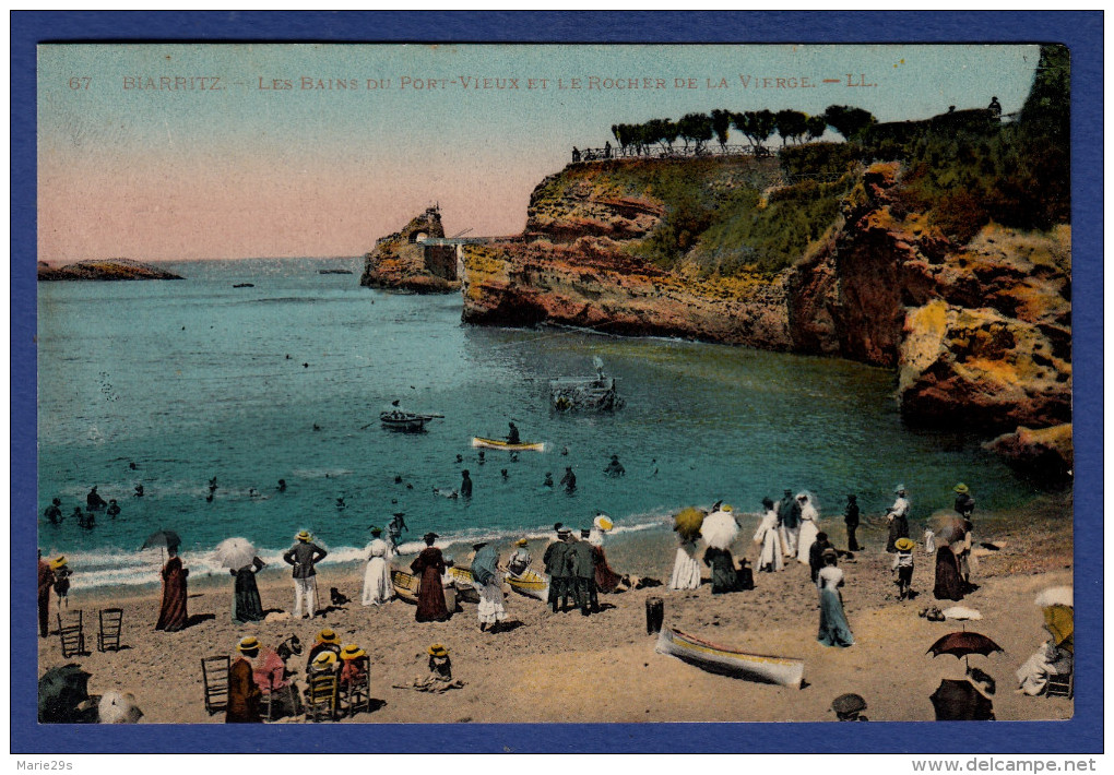 64 BIARRITZ Les Bains Du Port-Vieux Et Le Rocher De La Vierge ; Canots, Chaises  - Animée - Colorisée - Biarritz