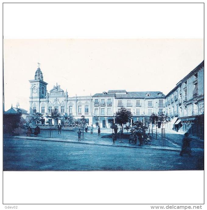 GDLJRTP6750-LFTD11711.Tarjeta Postal DE GUADALAJARA.Casas,edificios Y LA PLAZA MAYOR  EN GUADALAJARA - Guadalajara