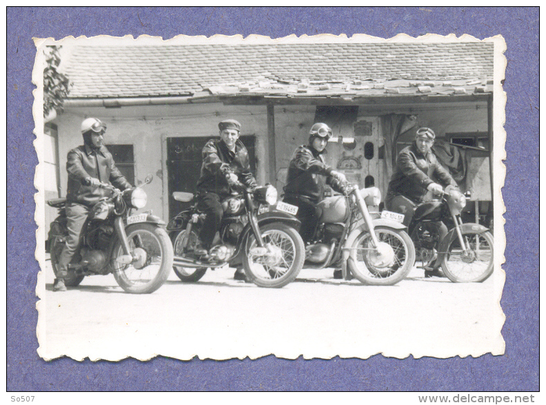 W3-Vintage Photo Snapshot-Guys On Motorcycles,Motorbike - Ciclismo