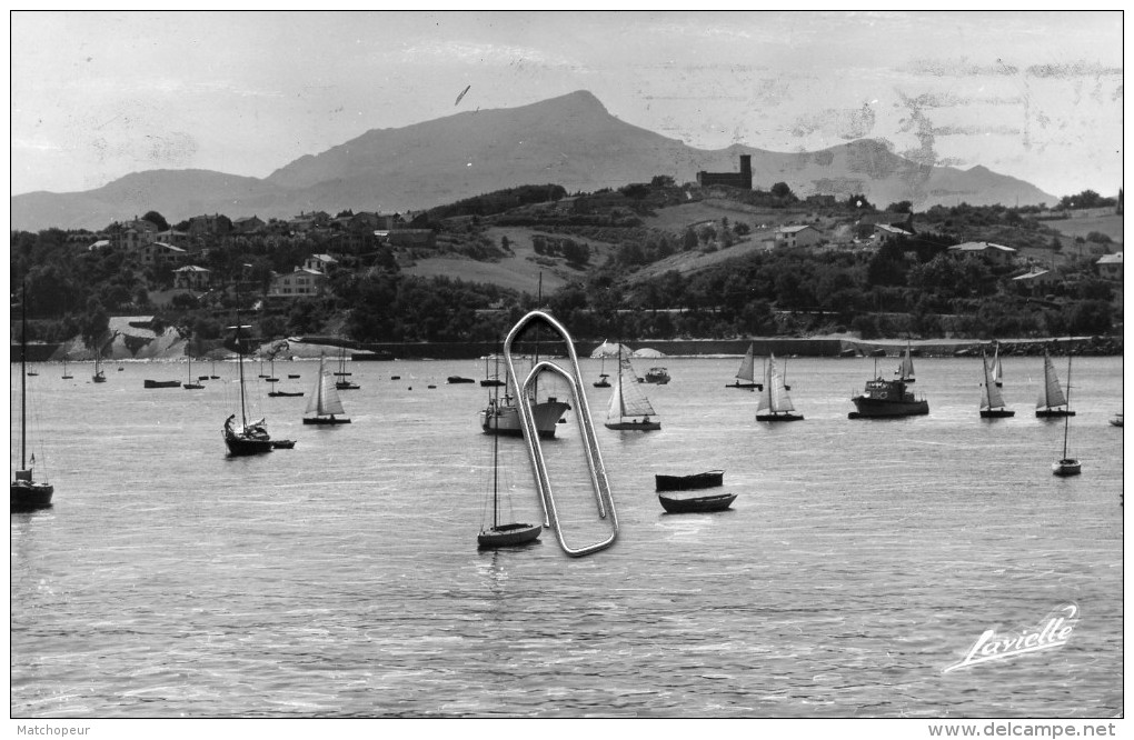 CIBOURE SOCOA -64- LA BAIE DANS LE FOND LA TOUR DE BORDAGAIN - Ciboure