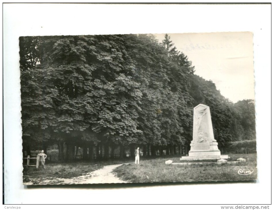 CP -LAMARCHE (88) LES PROMENADES ET ELE MONUMENT CHARLES RENARD - Lamarche