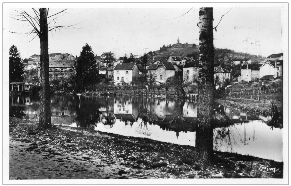 VESOUL - Vue Sur Le Durgeon Au Fond La Motte - Vesoul