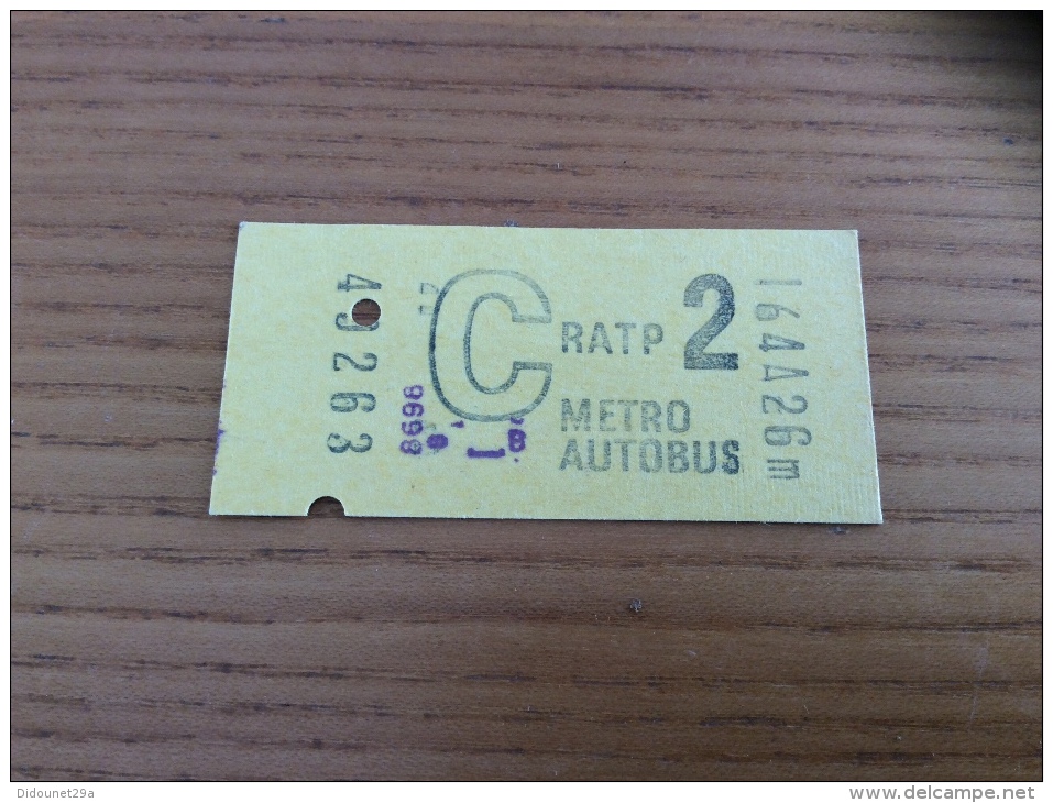 Ticket De Transports RATP (metro, Bus) "C - 2eme Classe" Type 2 - Europe