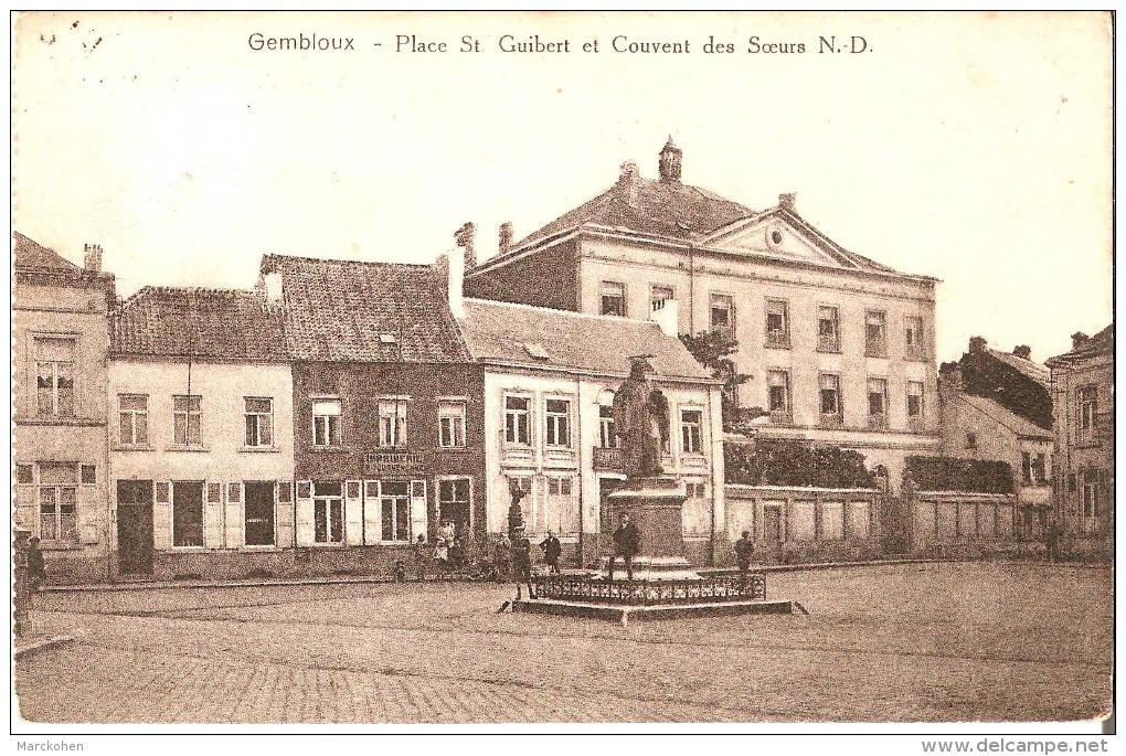 GEMBLOUX (5030) : PLACE SAINT GUIBERT ET COUVENT DES SOEURS N.-D. Belle Petite Animation. CPA. - Gembloux