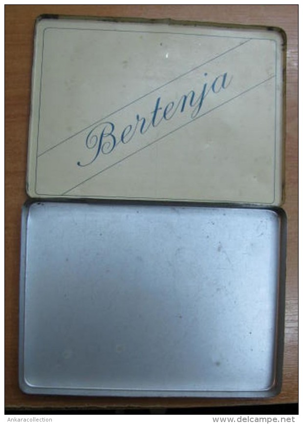 AC - KAREL I BERTENJA CIGAR TIN BOX - Empty Tobacco Boxes