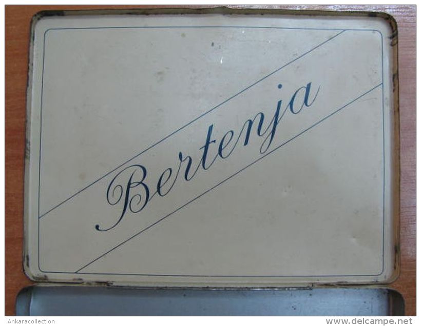 AC - KAREL I BERTENJA CIGAR TIN BOX - Empty Tobacco Boxes