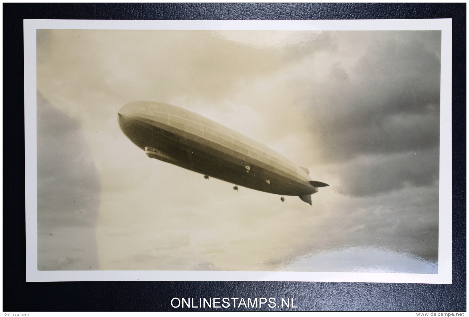 Zeppelin 5 Picture postcards, unused