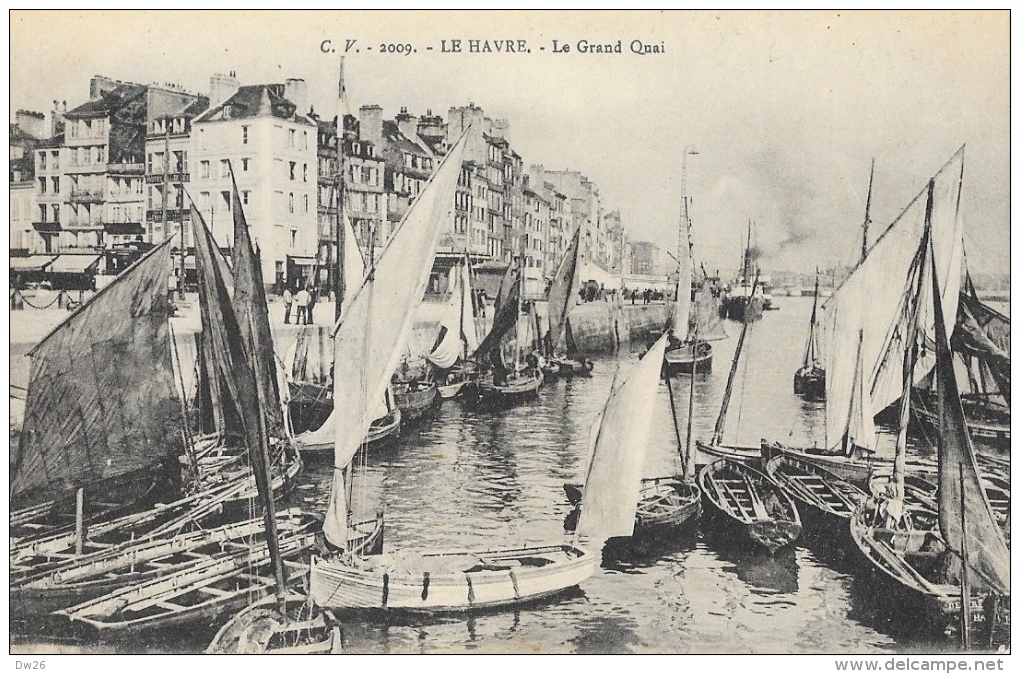Le Havre - Le Grand Quai - Barques De Pêche à Voile - Carte C.V. N°2009 - Port