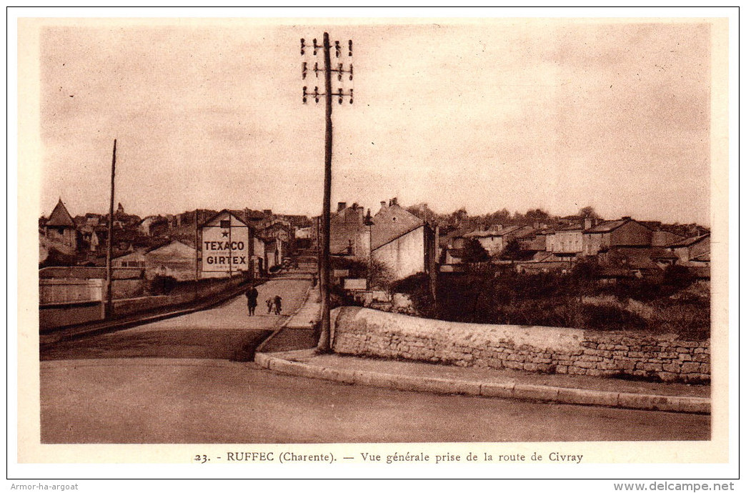 16 RUFFEC - Vue Générale Prise De La Route De Civray - Ruffec