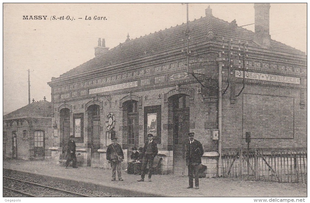 MASSY-VERRIERES - La Gare - Massy