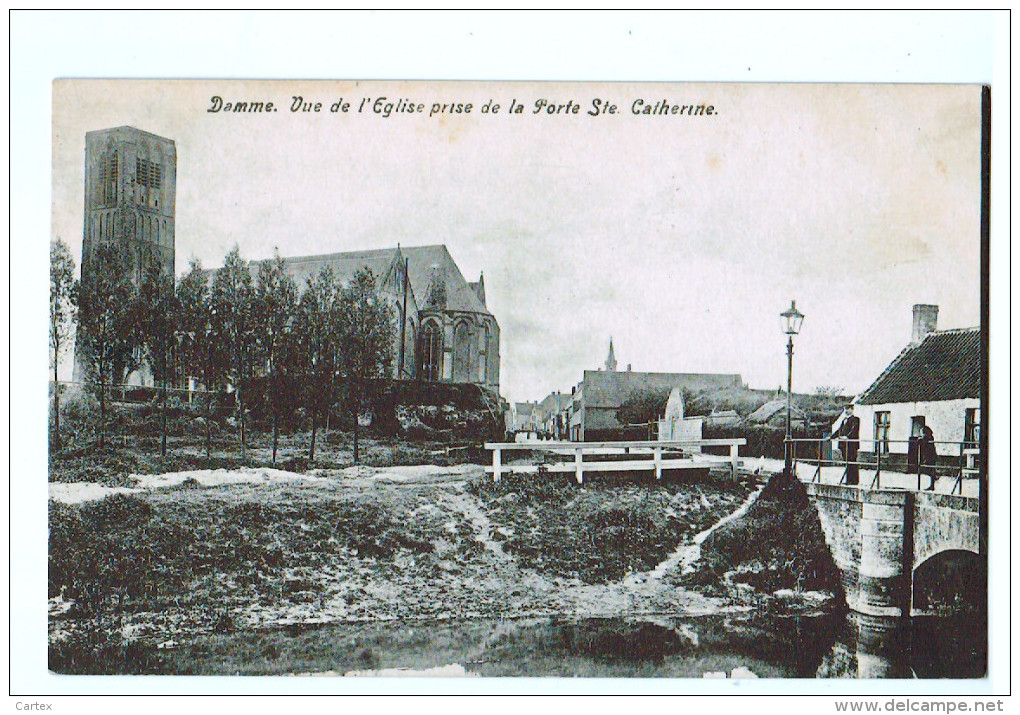 10215    Cpa DAMME  : Vue De L'Eglise  Prise De La Porte Sainte Catherine - Damme