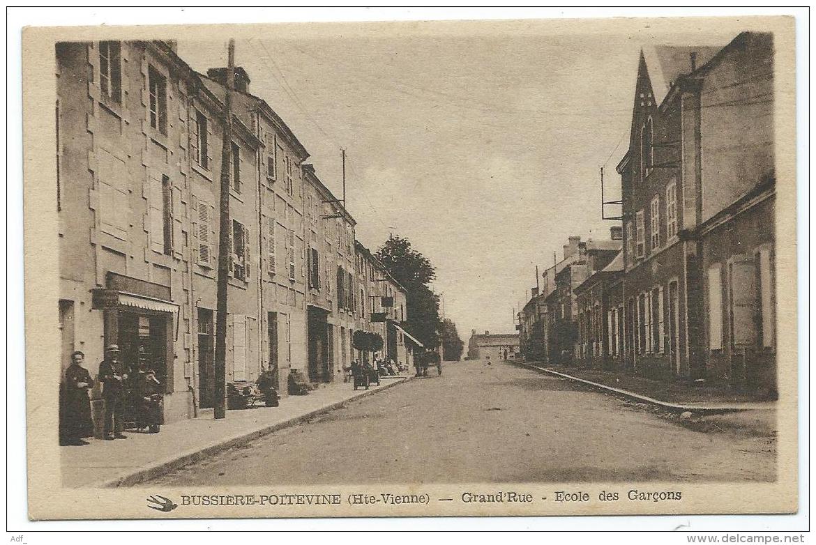 CPSM ANIMEE BUSSIERE POITEVINE, GRAND' RUE, GRANDE RUE, ECOLE DES GARCONS, HAUTE VIENNE 87 - Bussiere Poitevine