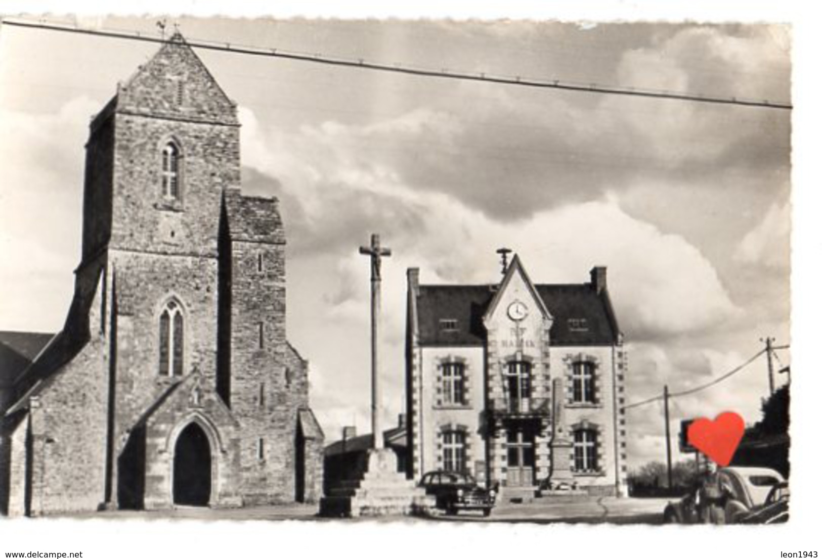 05601-LE-50-SAINT-SAUVEUR LENDELIN-Belle Eglise (XIIIe Et XIVe S.) Et Mairie - Autres & Non Classés