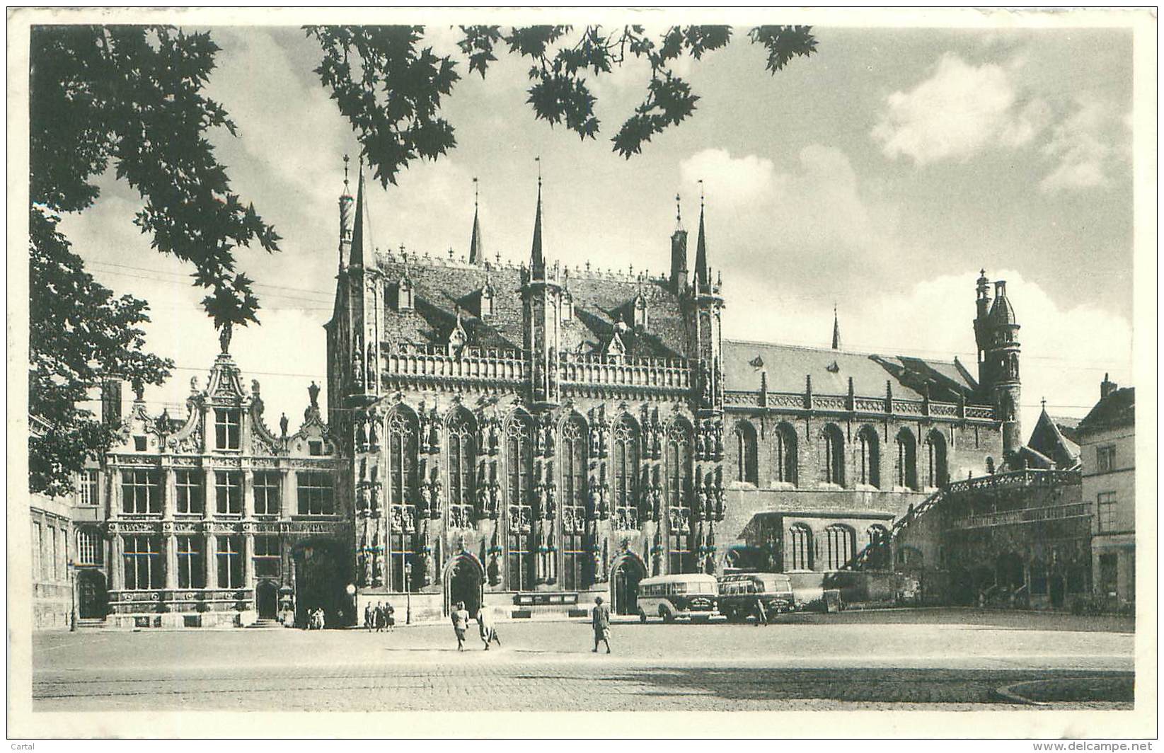 BRUGGE - Kanselarij, Stadhuis En Basiliek Van 't H. Bloed Christi - Brugge