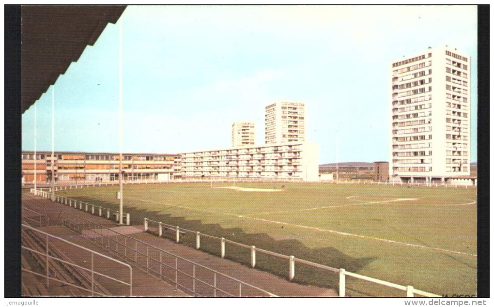 HAGONDANGE 57 - Le Stade - Y-2 - Hagondange