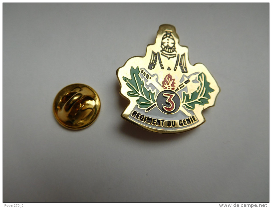 Beau Pin´s , Armée Militaire , 3e Régiment Du Génie , Charleville-Mézières - Armee