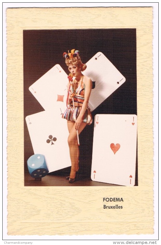 Photo 12 Cm X 8,5 Cm Sur Carte De Voeux FODEMA, Bruxelles - Thème Joker, Cartes à Jouer - 2 Scans - Autres & Non Classés