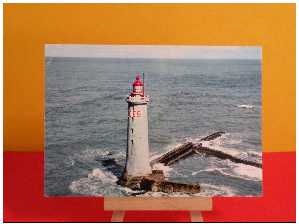 France > [85] Vendée> Saint Hilaire De Riez, Phare Des Barges - Non Circulé, Un Clic Sur La Photo - Phares