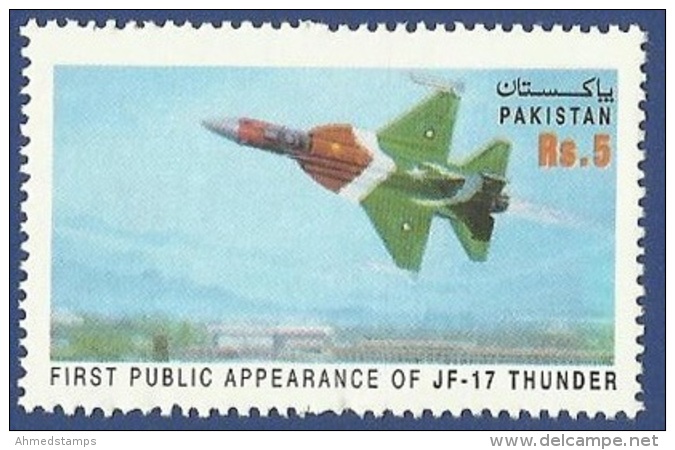 PAKISTAN 2007 MNH PAKISTAN AIR FORCE DEFENCE DAY JF-17 THUNDER FIRST PUBLIC APPEARANCE AEROPLANE AIR CRAFT AIRFORCE - Pakistan