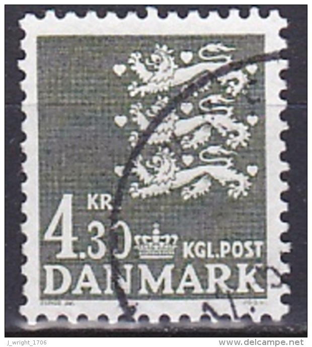 Denmark, Danmark / S.Gibbons 347n, AFA 793 / Date 05.01.1984 / Arms, Rigsvåben - Usati