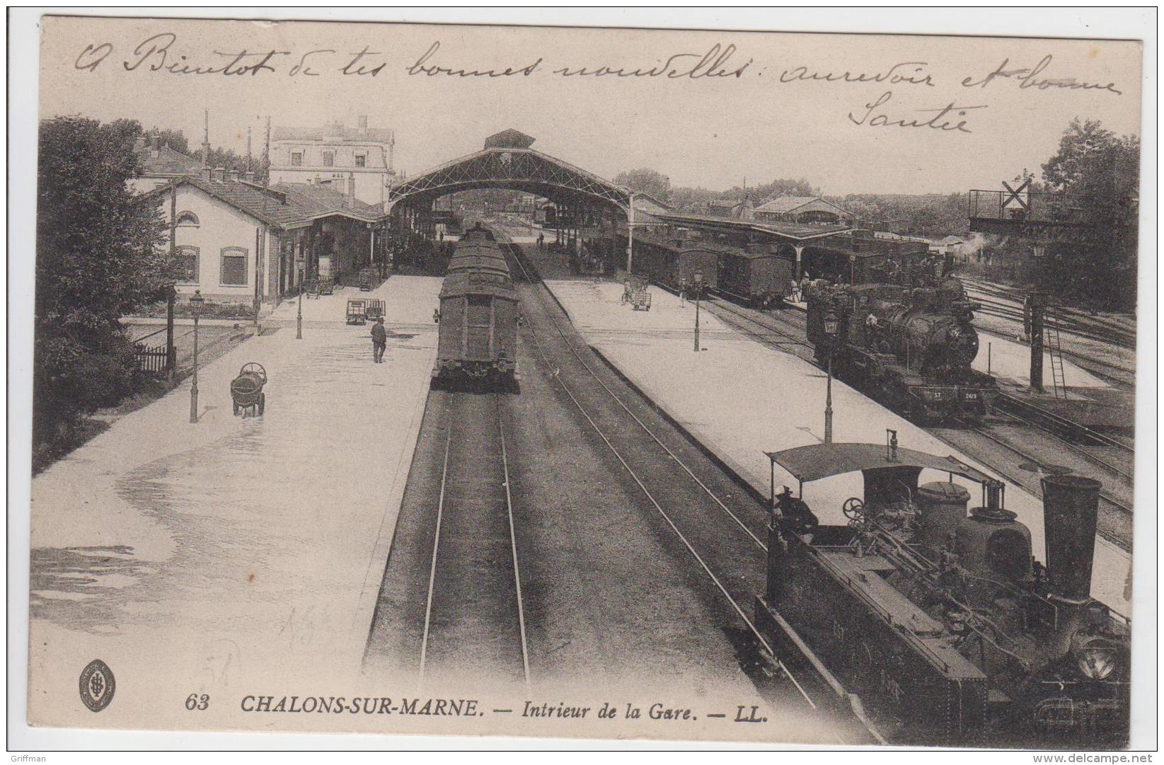 CHALONS SUR MARNE INTERIEUR DE LA GARE  1916 TBE - Châlons-sur-Marne