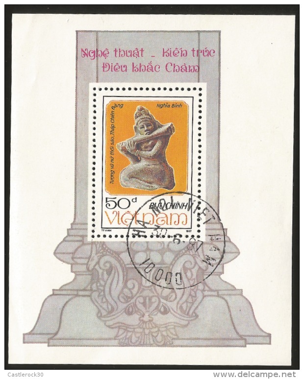 B)1987 VIETNAM,  SCULPTURE, FLUTE, CHAM ARCHITECTURE AND SCULPTURES, DANCERS PLAYING FLUTE AND PEDESTAL, SOUVENIR SHEETS - Vietnam