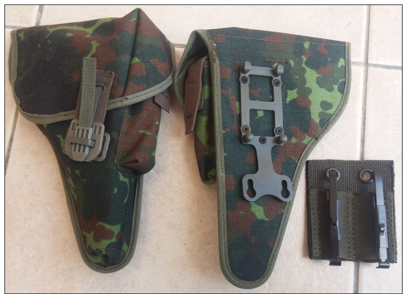 ORIGINAL GERMAN ARMY WALTHER P1 , P38 PISTOL HOLSTER W/ BELT ADAPTER - Equipement