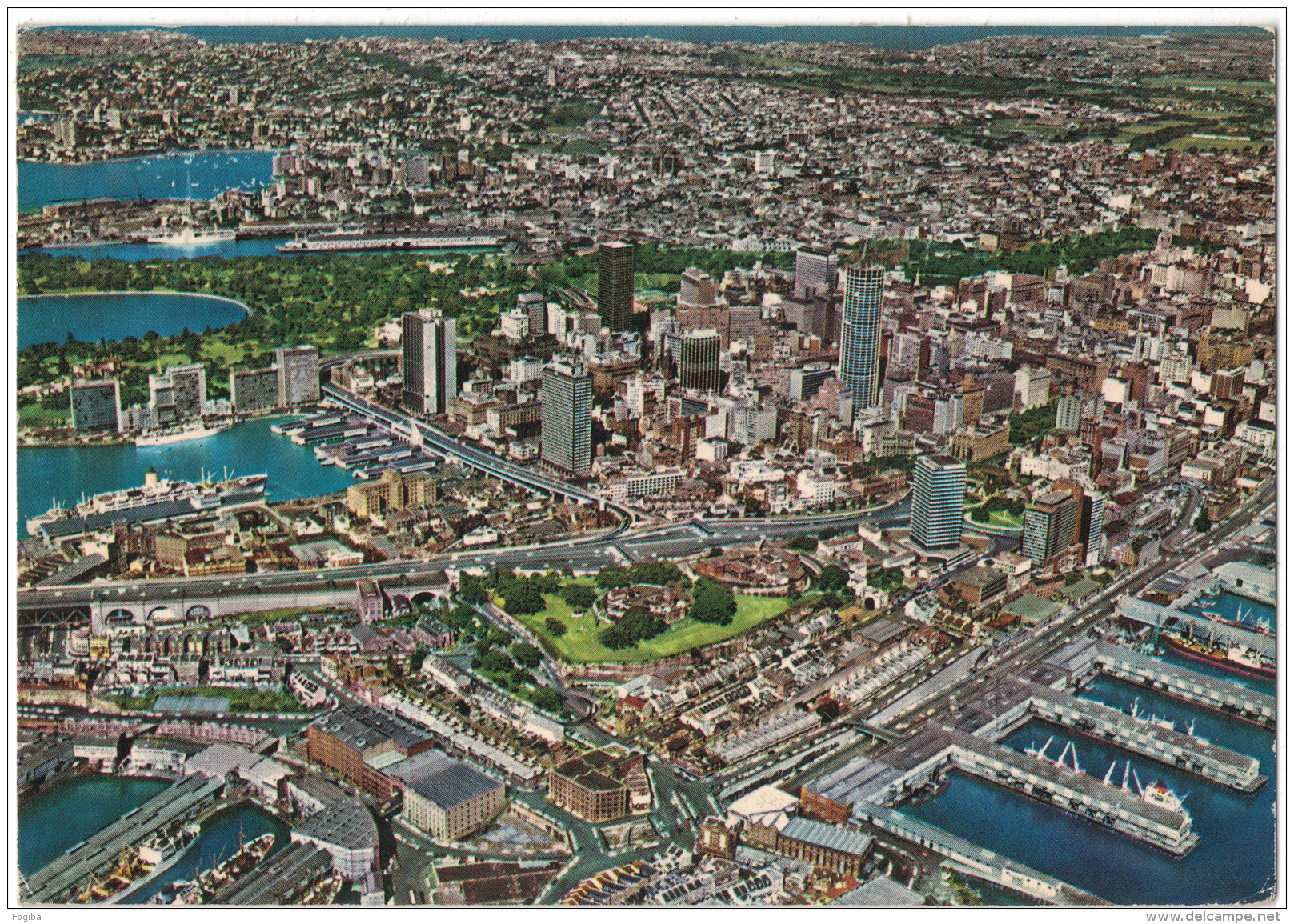 VB105     Sidney, Fast Growing Metropolis Of The Southern  Hemisphere - Sydney