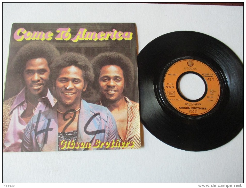 GIBSON  BROTHERS   ---   COME  TO  AMERICA   Et  En Version  DISCO   --  2 Photos - Disco, Pop