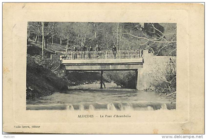 - Pyrenees Atlantiques - Ref- A469 -  Aldudes -  Le Pont D Arambelia - Ponts - Pourtour Cadre - Carte Bon Etat - - Aldudes