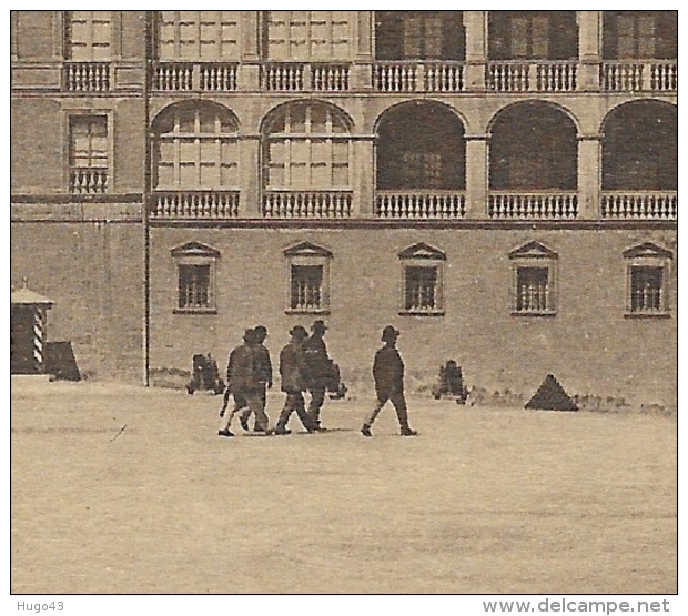 MONACO - N° 19 - PALAIS DU PRINCE AVEC PERSONNAGES - CPA NON VOYAGEE - Fürstenpalast