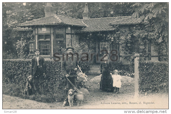 CHASSEUR DEVANT SA MAISON - ANTOINE LAZARUS EDITEUR. ROUEN (76) - To Identify