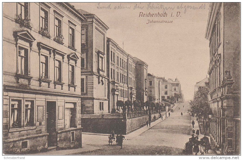 AK Vogtland  Reichenbach Johannstrasse Leute Schule ? Bei Plauen Zwickau Werdau Lengenfeld Greiz Netzschkau Neumark - Reichenbach I. Vogtl.