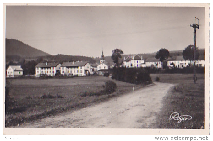 Provenchères Sur Fave - Vue Partielle (poteau Distribution électrique Au Premier Plan) Circulé 1951 - Provencheres Sur Fave