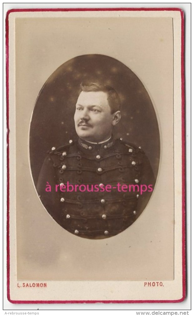 CDV En 1878- Soldat Grenades Sur Col-photo L. Salomon Rue Saint Sernin Et Rue Thiac à Bordeaux - Guerre, Militaire