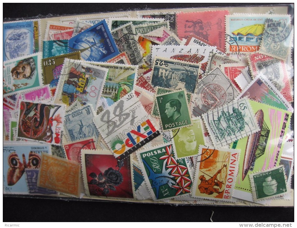 WW Colossal Mixture (duplicates, Mixed Condition) About 1000 Stamps 33% Commemoratives, 67% Definitives - Vrac (min 1000 Timbres)