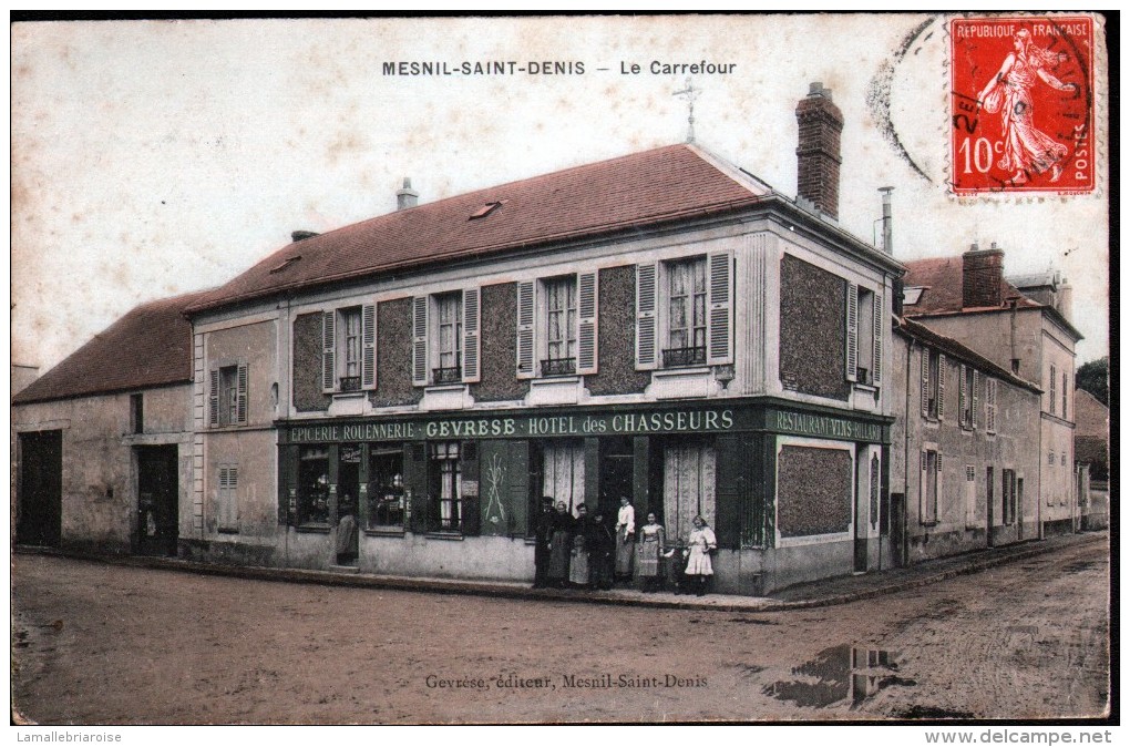 78, LE MESNIL SAINT DENIS, LE CARREFOUR - Le Mesnil Saint Denis