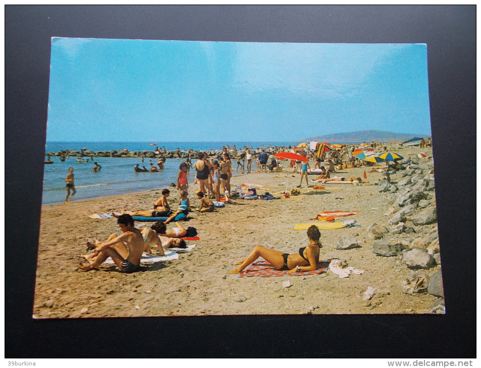 FRONTIGNAN-PLAGE   La Plage  Années 70 - Frontignan