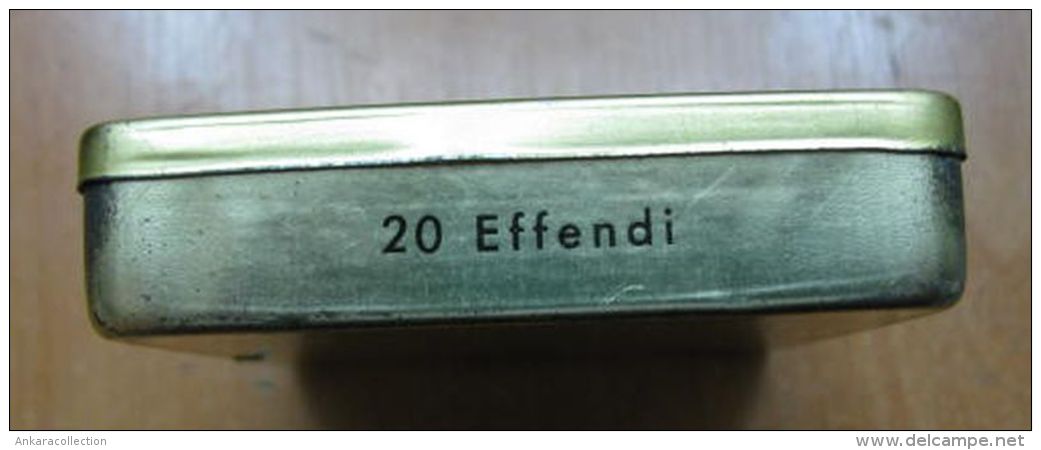 AC - EFFENDI MANUFACTORY OF EGYPTIAN CIGARETTES   20 CIGARETTES EMPTY TIN BOX - Empty Tobacco Boxes