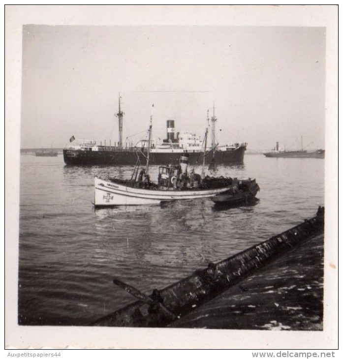 Photo Originale Bateau De Chantier Du Renflouement Du Steam Ship Orania & Barques - Portugal - Leixôes - Porto - Bateaux