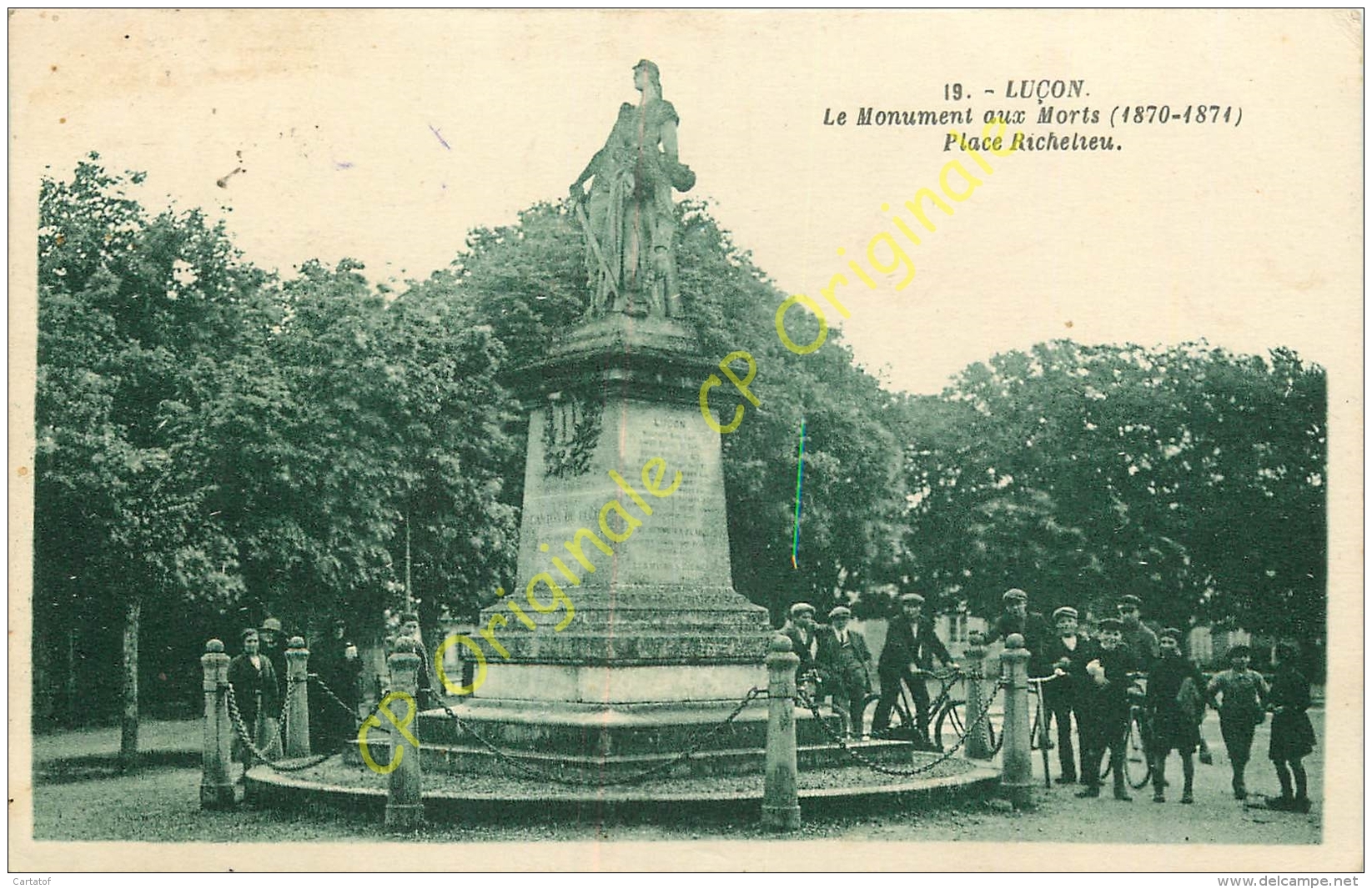 85. LUCON .  Le Monuments Aux Morts 1870-1874 Place Richelieu . - Lucon