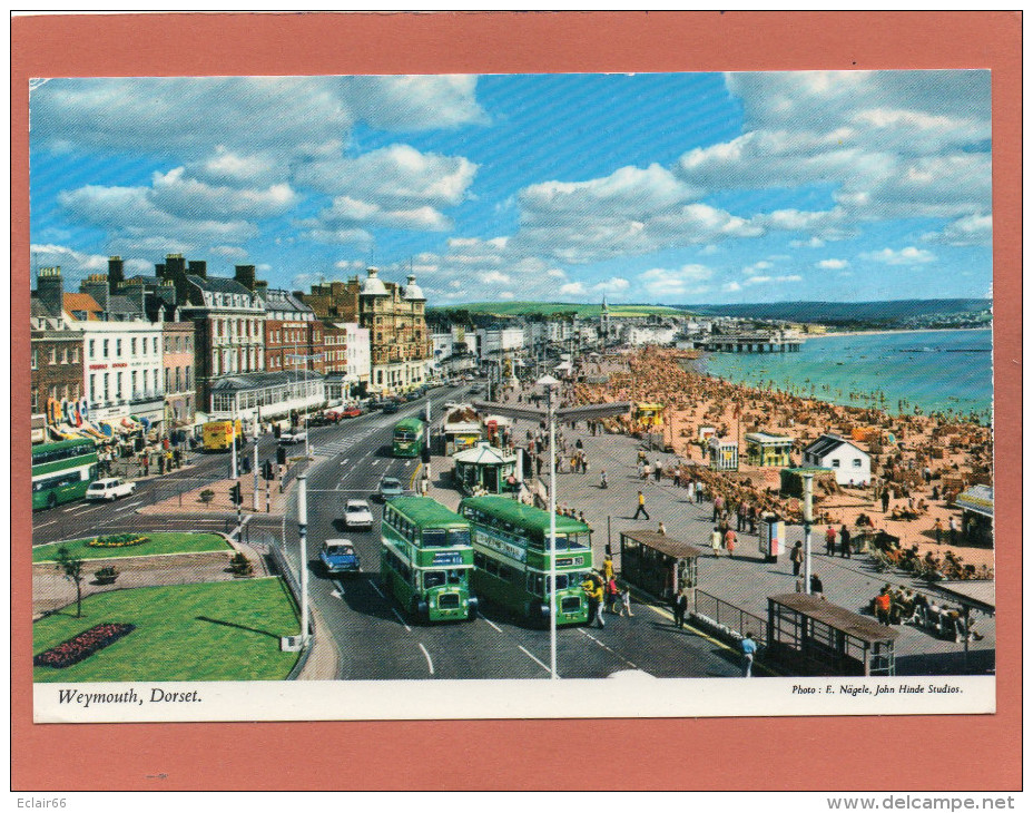 Weymouth Est L'une Des Stations Balnéaires Les Plus Connues D'Angleterre.CPM Trés Annimée 1950 Photo E Nagele - Weymouth