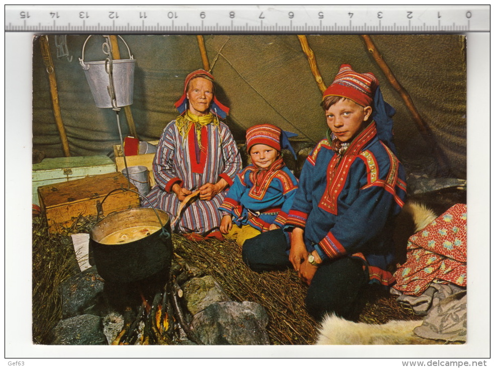 Finnmark, North Norway - Samer - Interior Of A Reindeer-hide Lapp Dwelling (1963) - Norvège