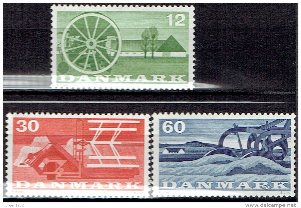 DENMARK  # FROM 1960  STANLEY GIBBONS 421-423** - Neufs